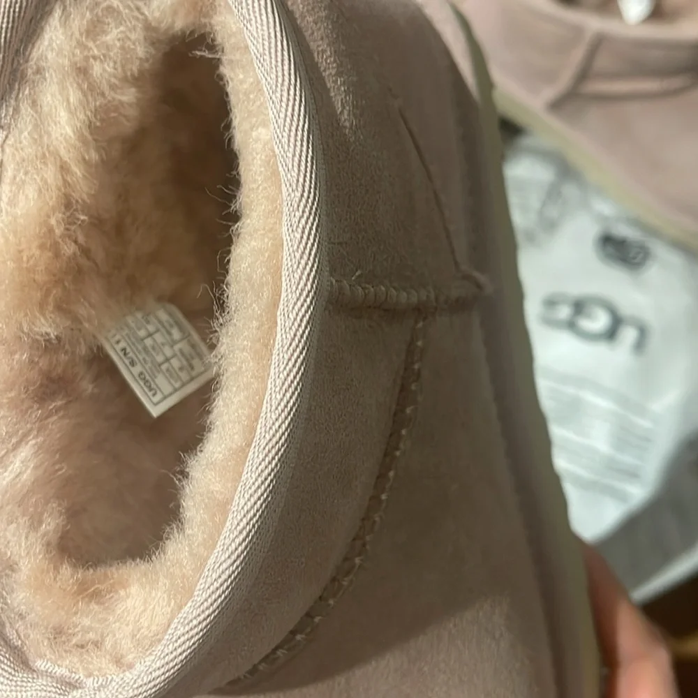UGG Classic Ultra Mini Boot Pink Suede Ankle Pull On Round Toe, Size 9 - Picture 8 of 9